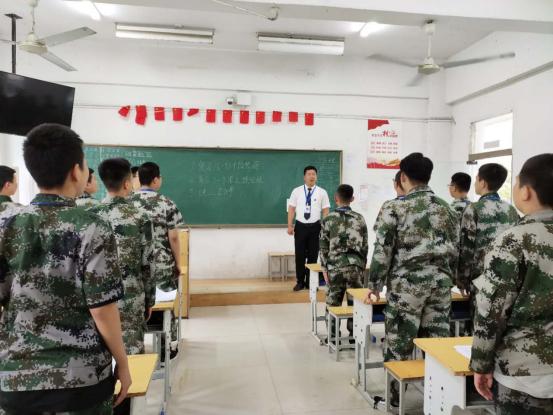 全力以赴，备战月考——菠菜网最稳定正规平台基础教育部召开考前动员大会