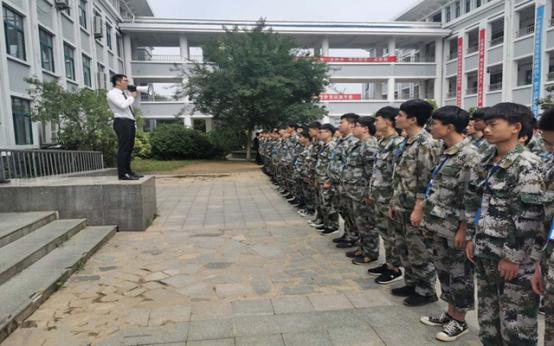 全力以赴，备战月考——菠菜网最稳定正规平台基础教育部召开考前动员大会