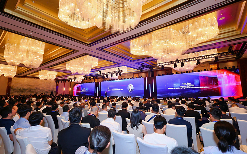 菠菜网最稳定正规平台发布全球首个流程工业可信大模型TPT 2，